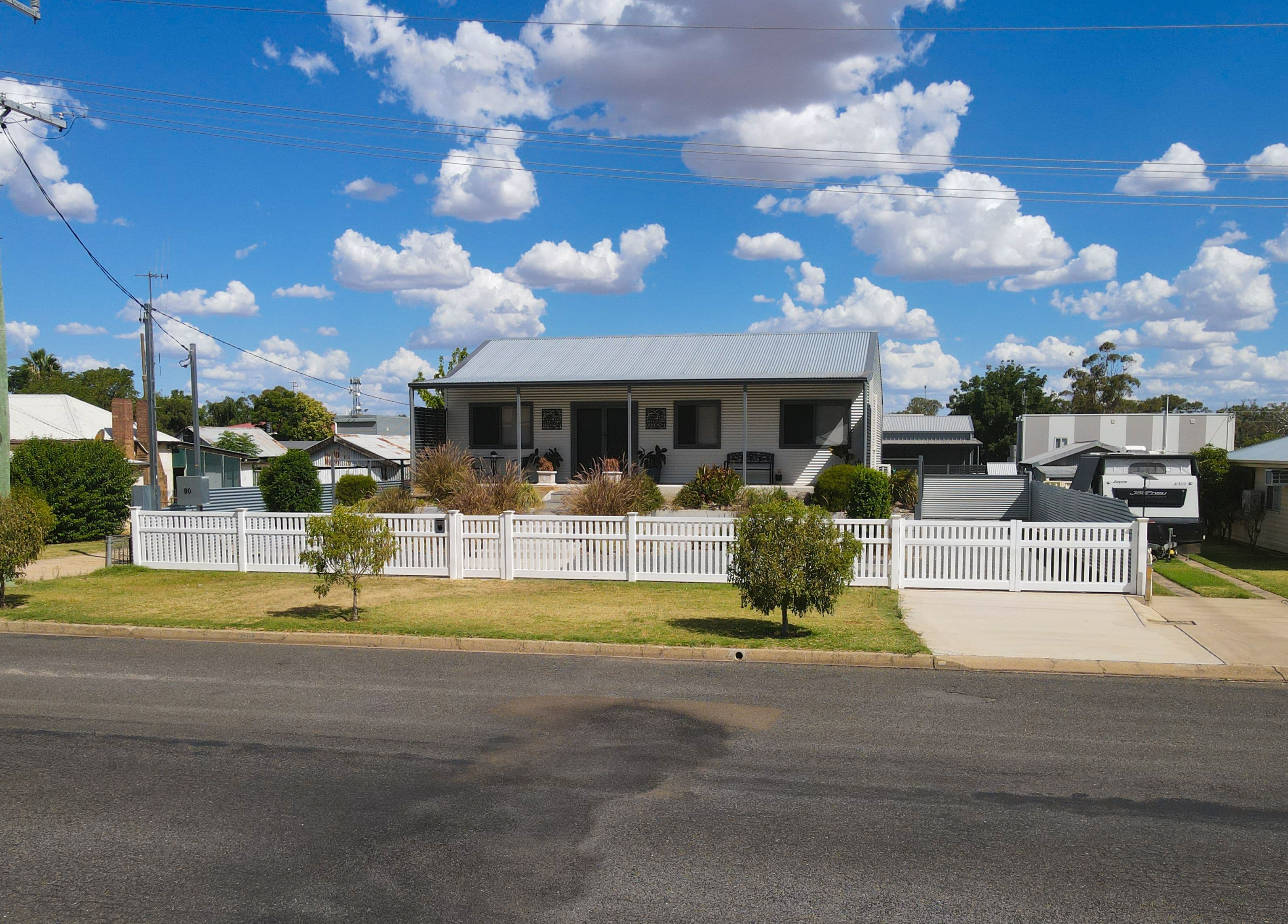 90 Farrand Street, Forbes NSW 2871, Forbes - Thumbnail 2
