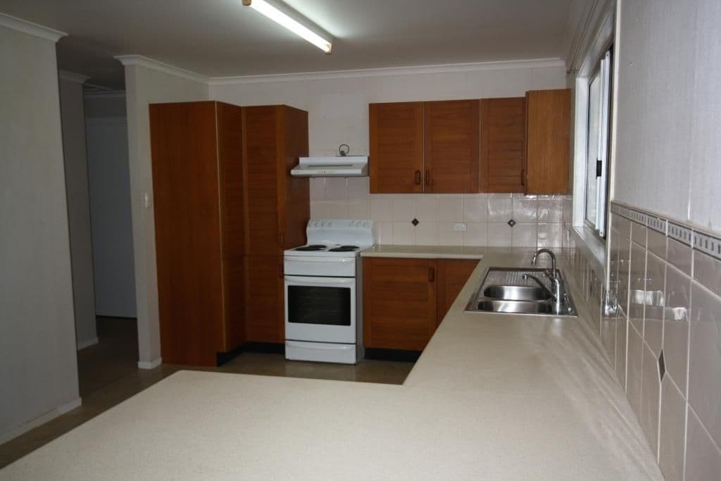 37 Bamboo Street, GAYNDAH QLD 4625, Gayndah - Thumbnail 4