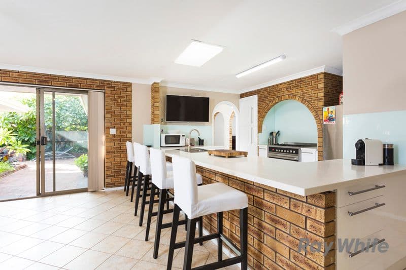 16 Hanrahan Loop, Kardinya WA 6163, Kardinya - Thumbnail 2