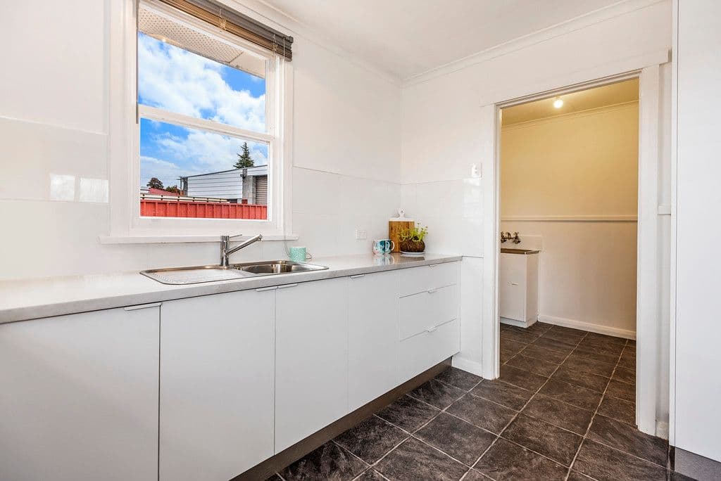 6 Lennox Street, Ravenswood TAS 7250, Ravenswood - Thumbnail 3