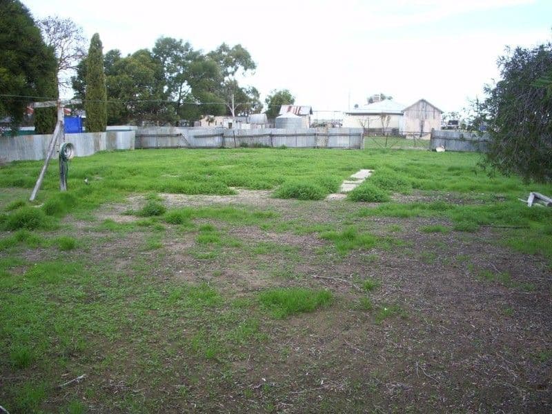 17 Elizabeth Street, SERVICETON VIC 3420, Serviceton - Thumbnail 6