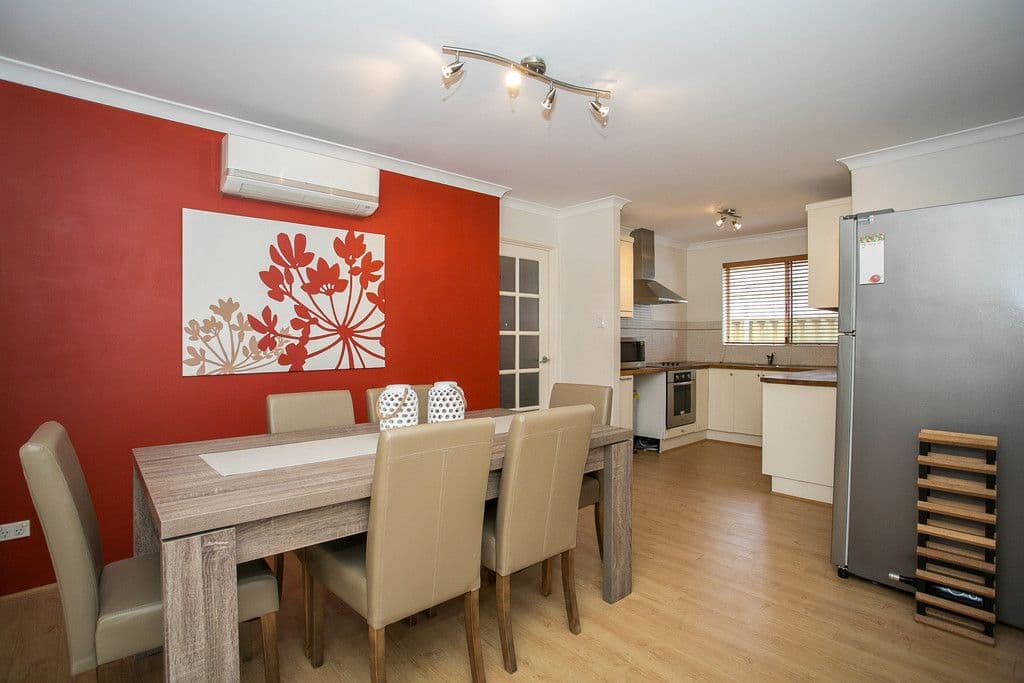 32 Mandilla Parade, Ballajura WA 6066, Ballajura - Thumbnail 2