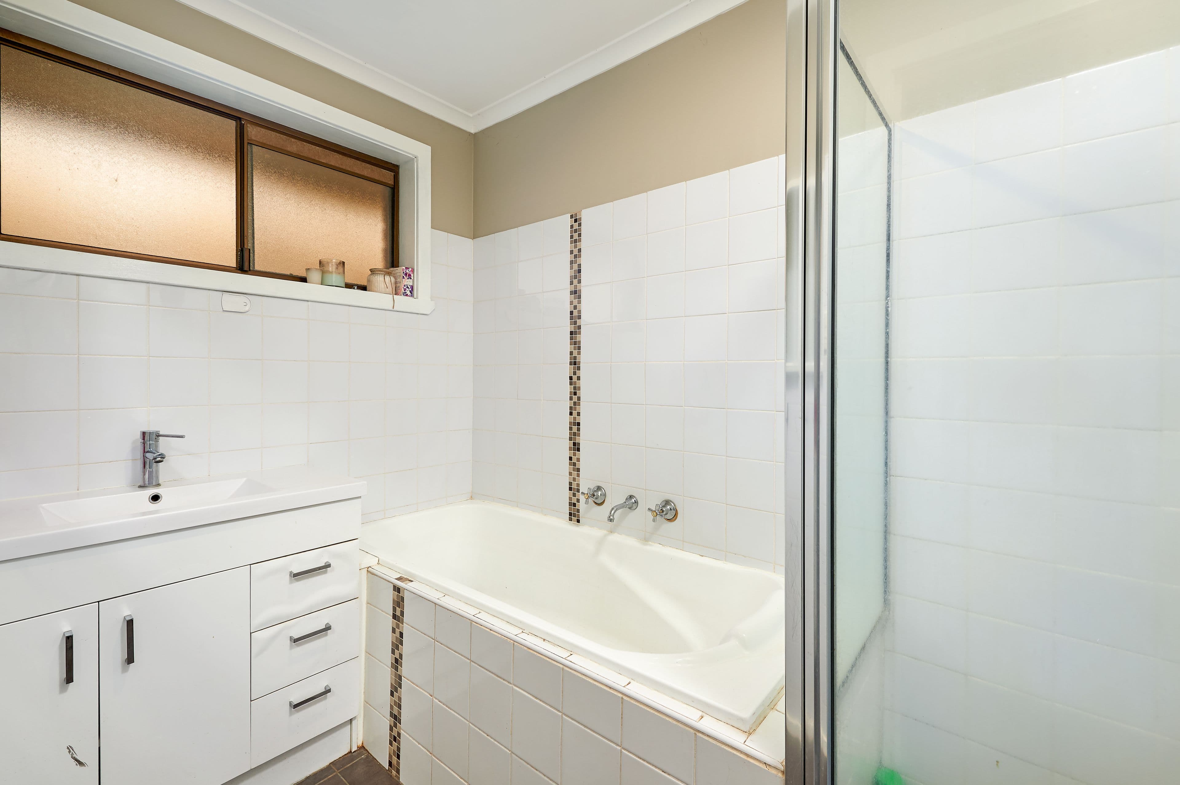 66 Adjin Street, Mount Austin - Thumbnail 3