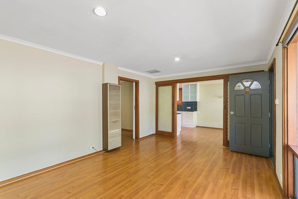 22 Lyn Street, Aberfoyle Park SA 5159, Aberfoyle Park - Thumbnail 6