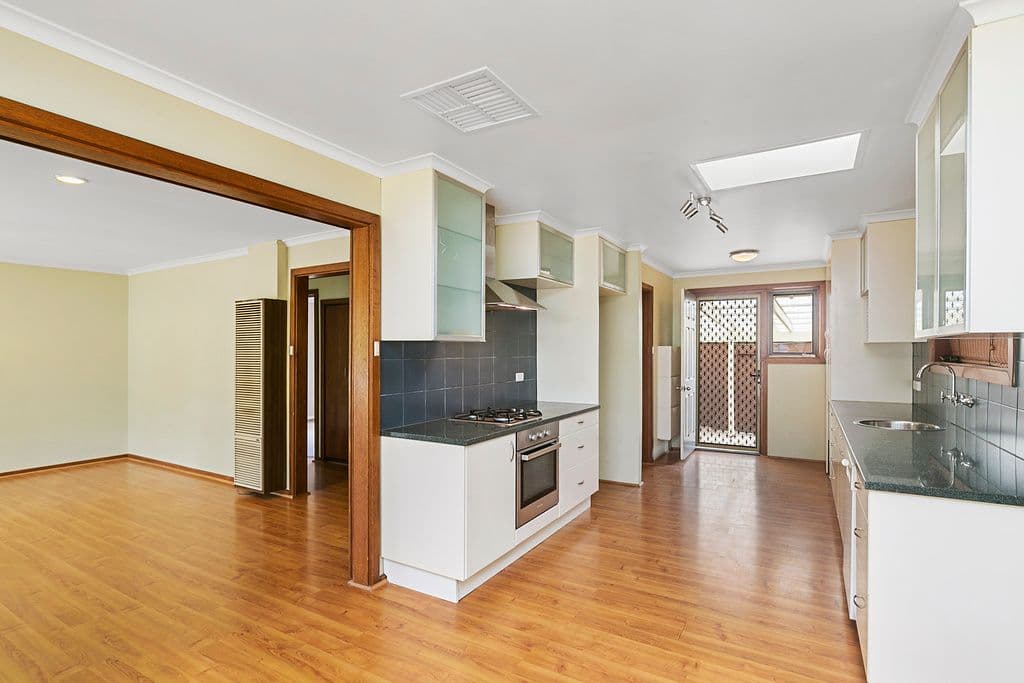 22 Lyn Street, Aberfoyle Park SA 5159, Aberfoyle Park - Thumbnail 7