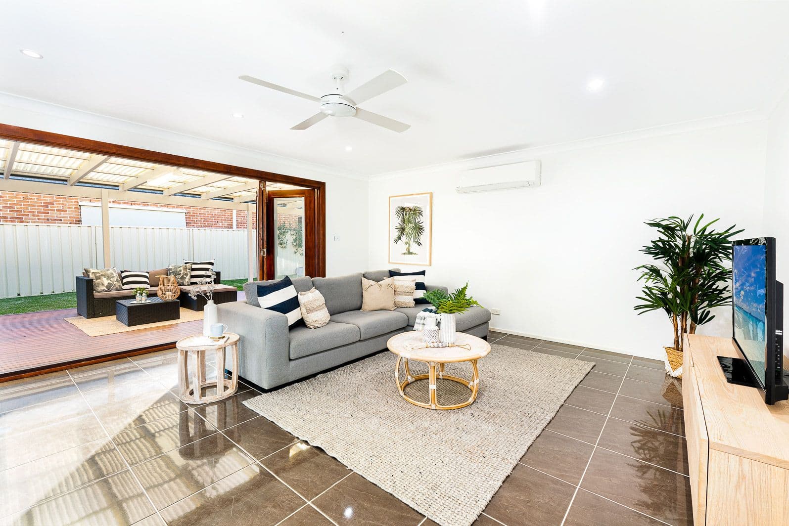2 Crestview Avenue, Kellyville NSW 2155, Kellyville - Thumbnail 2