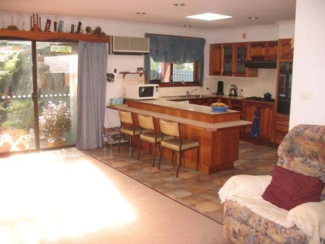 3 Rogers Avenue, Warrnambool VIC 3280, Warrnambool - Thumbnail 2