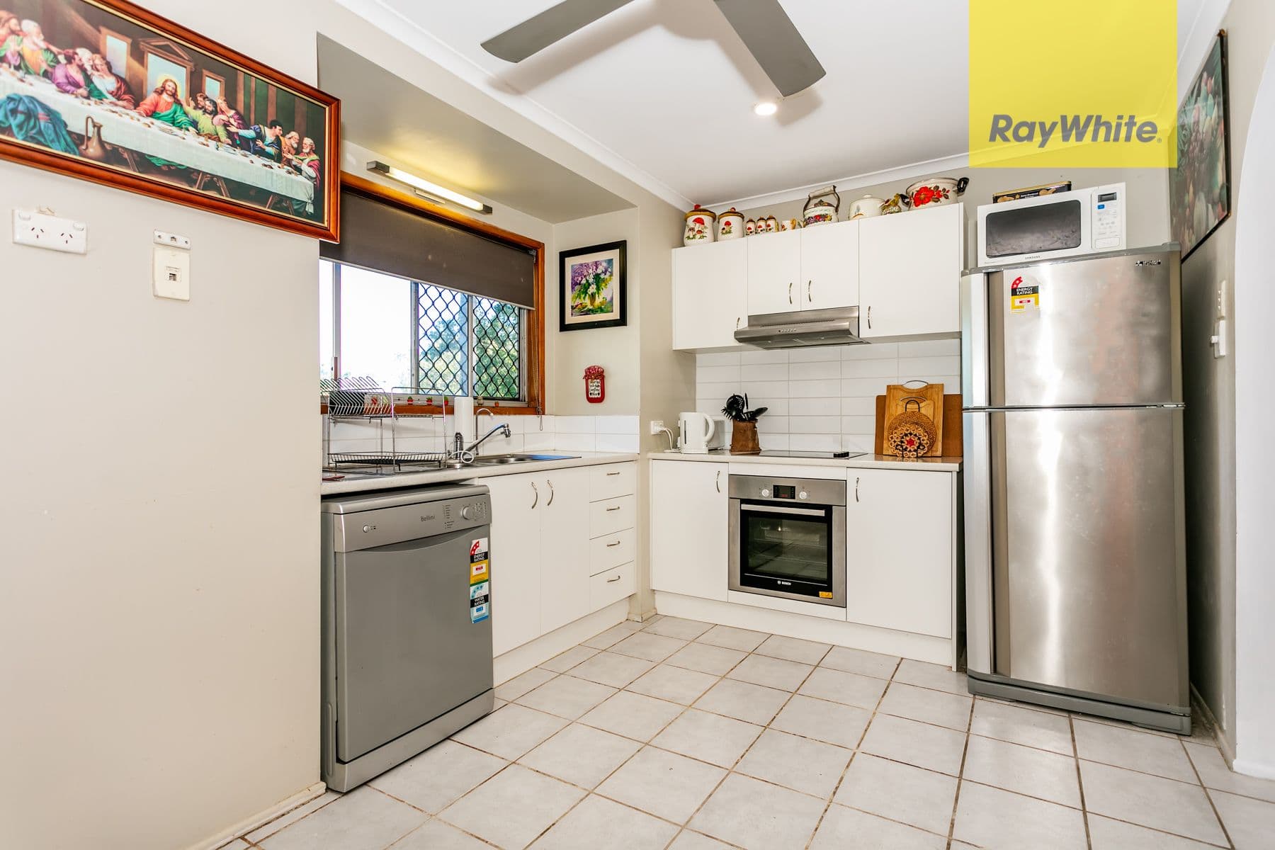 11 Tecoma Street, Kingston QLD 4114, Kingston - Thumbnail 4