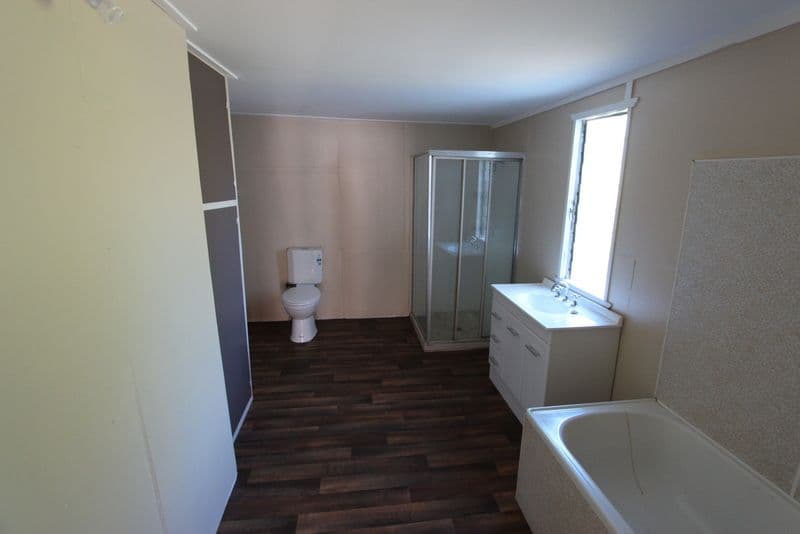 29 Edward Street, Charleville QLD 4470, Charleville - Thumbnail 3