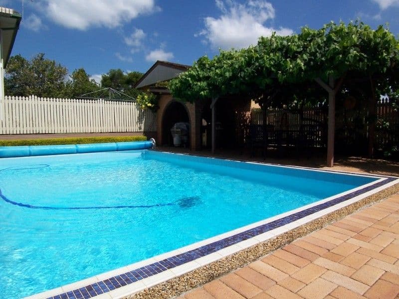 4 Naples Street, WISHART QLD 4122, Wishart - Thumbnail 2