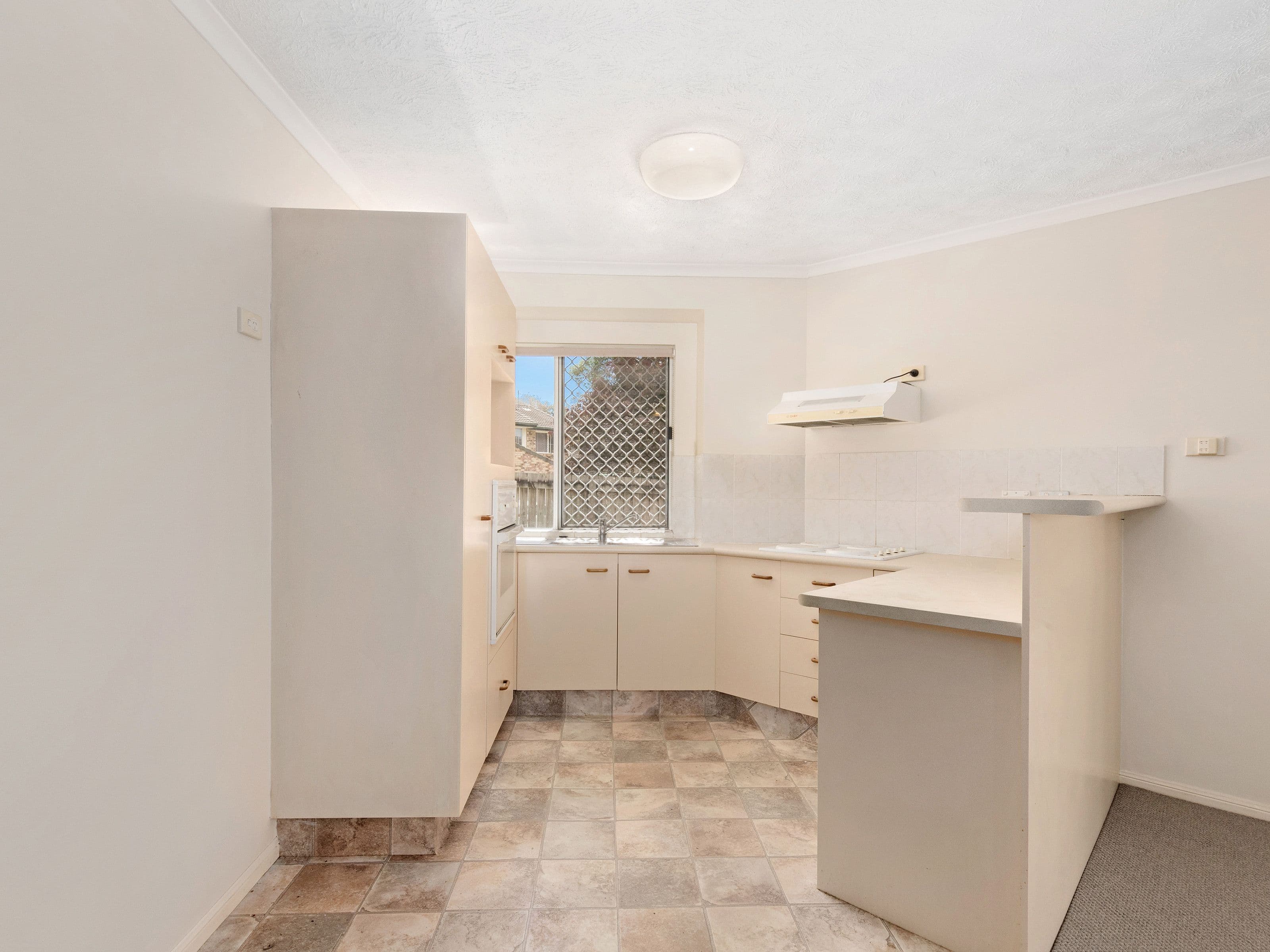 25 Thorngate Drive, Robina QLD 4226, Robina - Thumbnail 4