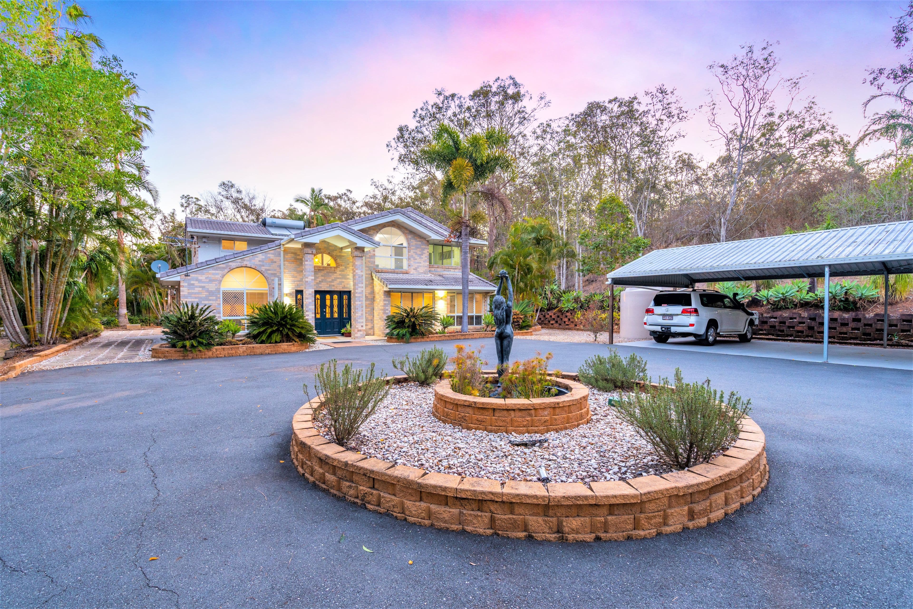 28 Gracemere Crescent, Pine Mountain QLD 4306, Pine Mountain - Thumbnail 3