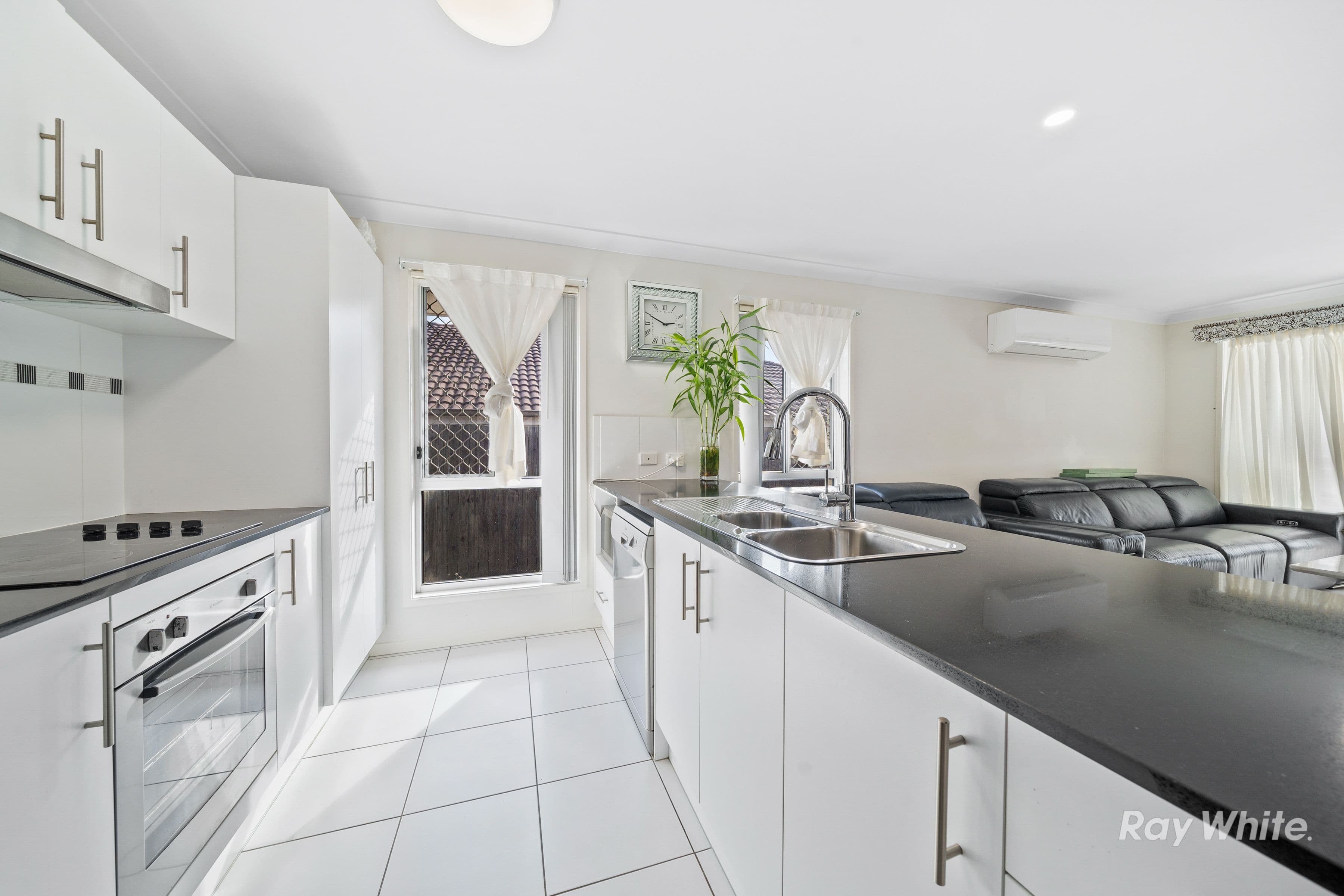 1 Kolora Street, Marsden QLD 4132, Marsden - Thumbnail 2