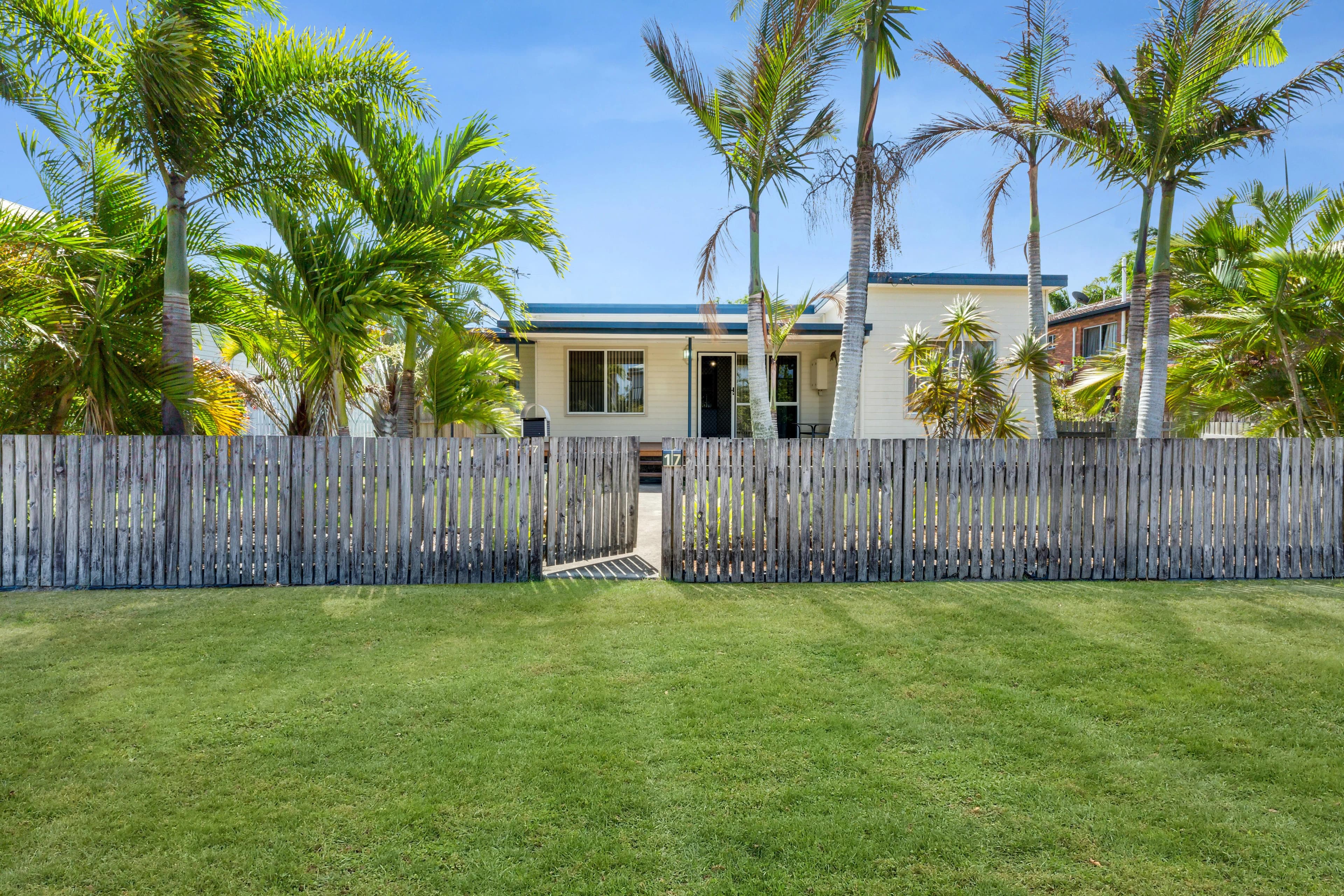 17 Thornber Street, North Mackay QLD 4740, North Mackay - Image 1