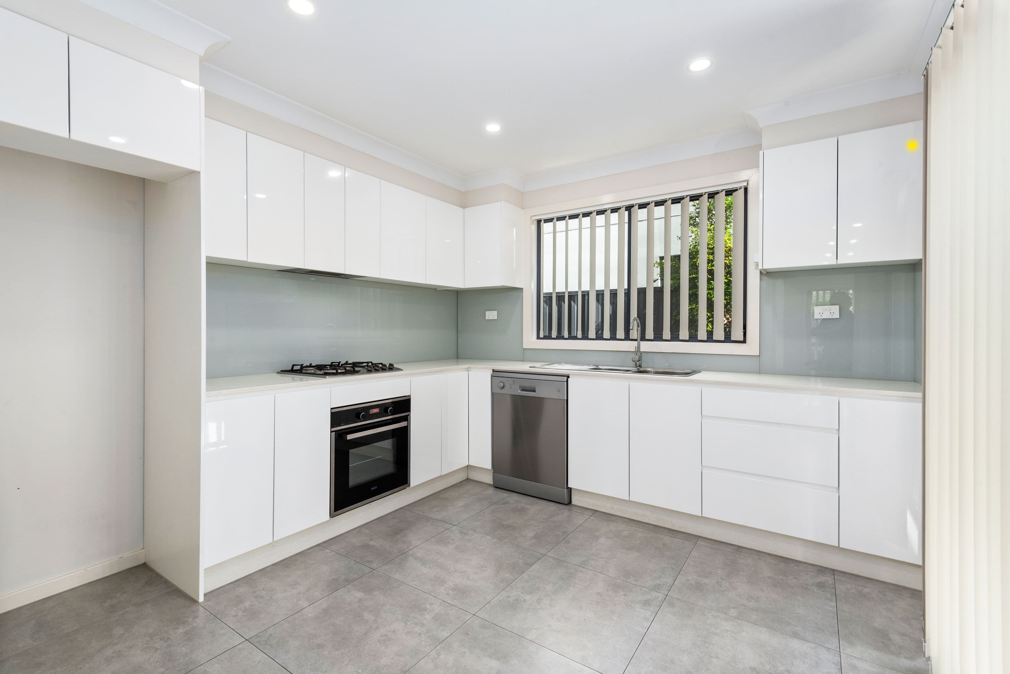 16 John Street, St Marys NSW 2760, St Marys - Thumbnail 4