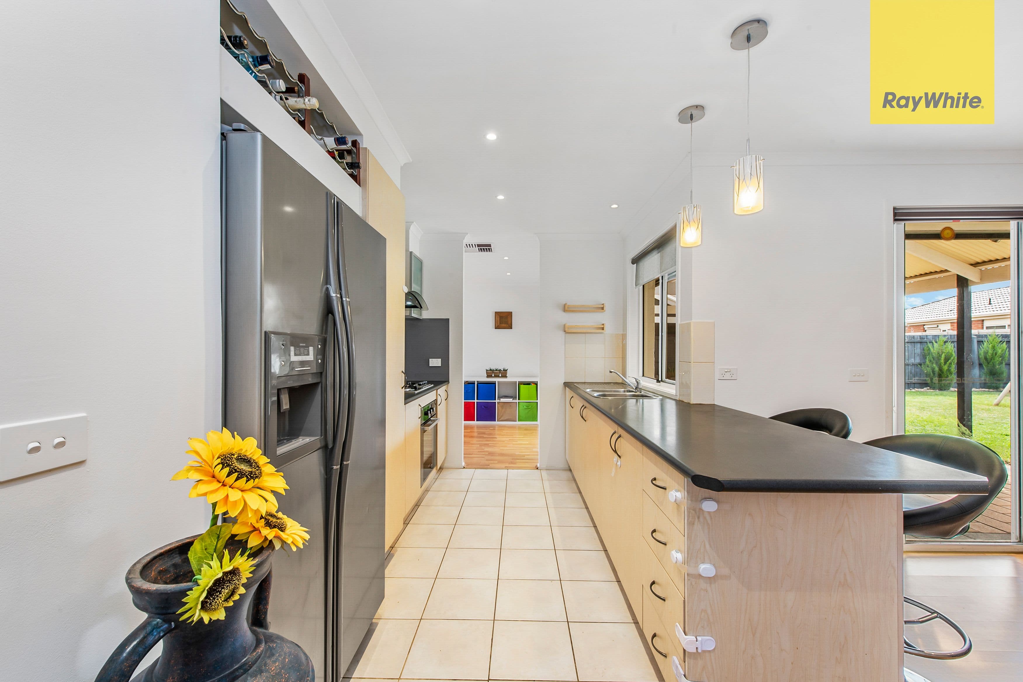 2 Rebecca Court, Hillside VIC 3037, Hillside - Thumbnail 3