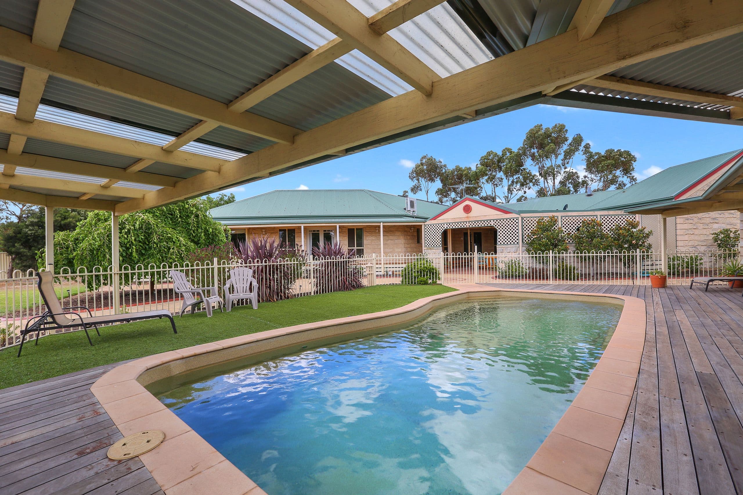 20 Nossal Court, Lara VIC 3212, Lara - Image 1