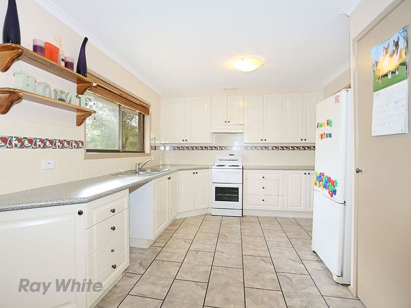 93 Fiona Street, Bellbird Park QLD 4300, Bellbird Park - Thumbnail 3