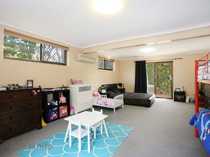93 Fiona Street, Bellbird Park QLD 4300, Bellbird Park - Thumbnail 4