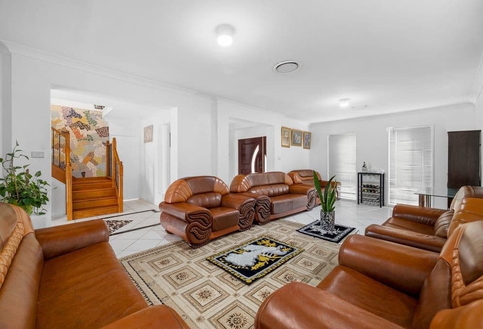 8 Chapman Street, West Hoxton NSW 2171, West Hoxton - Thumbnail 4