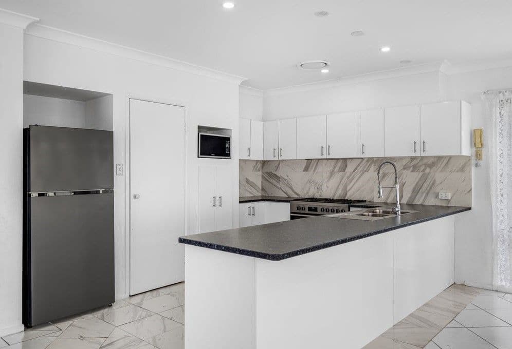 8 Chapman Street, West Hoxton NSW 2171, West Hoxton - Thumbnail 6