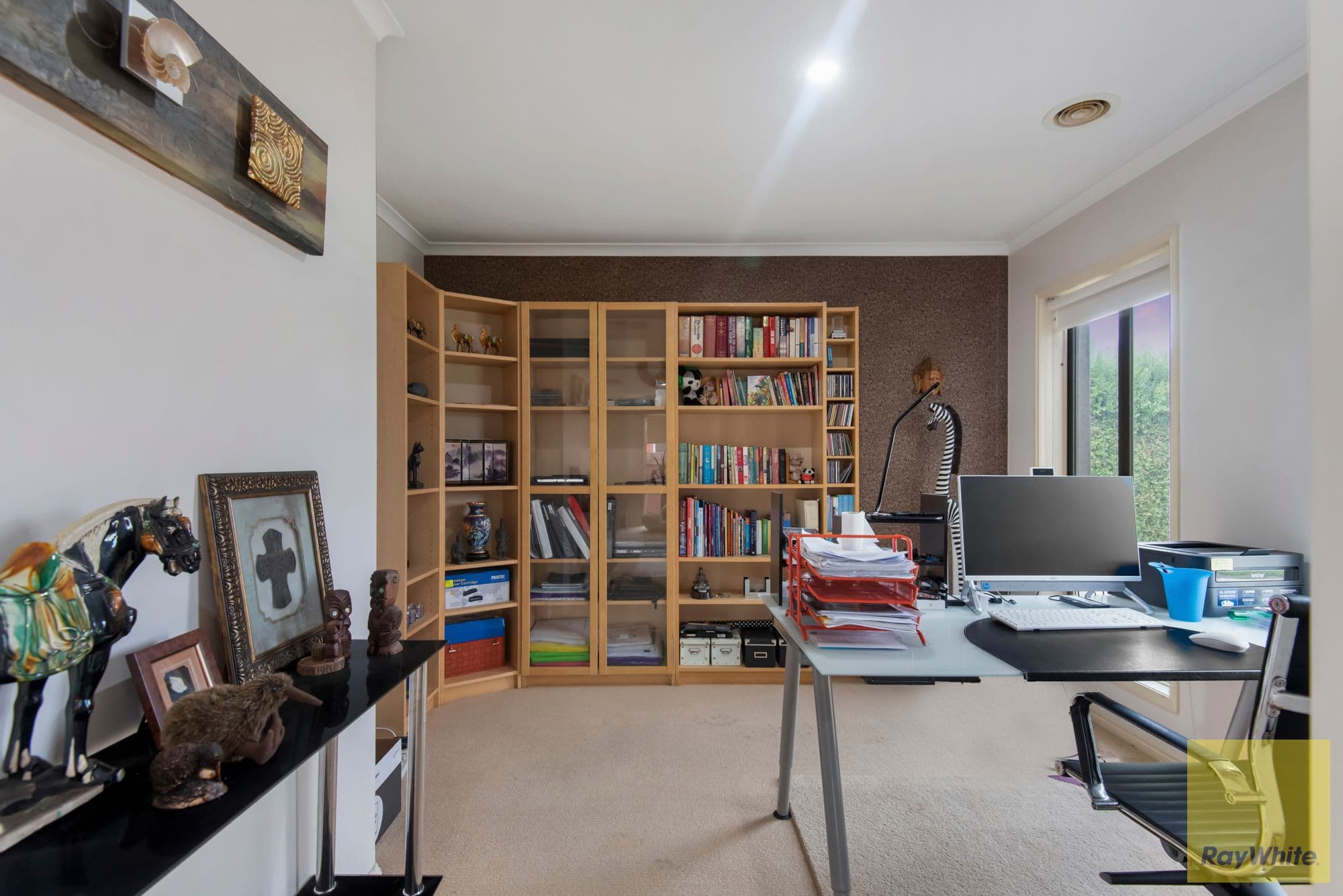 12 Grangemouth Drive, Point Cook VIC 3030, Point Cook - Thumbnail 2