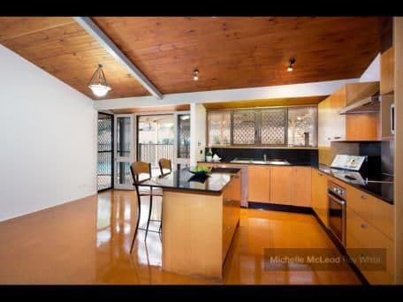 5 Marmindie Street, CHAPEL HILL QLD 4069, Chapel Hill - Thumbnail 4