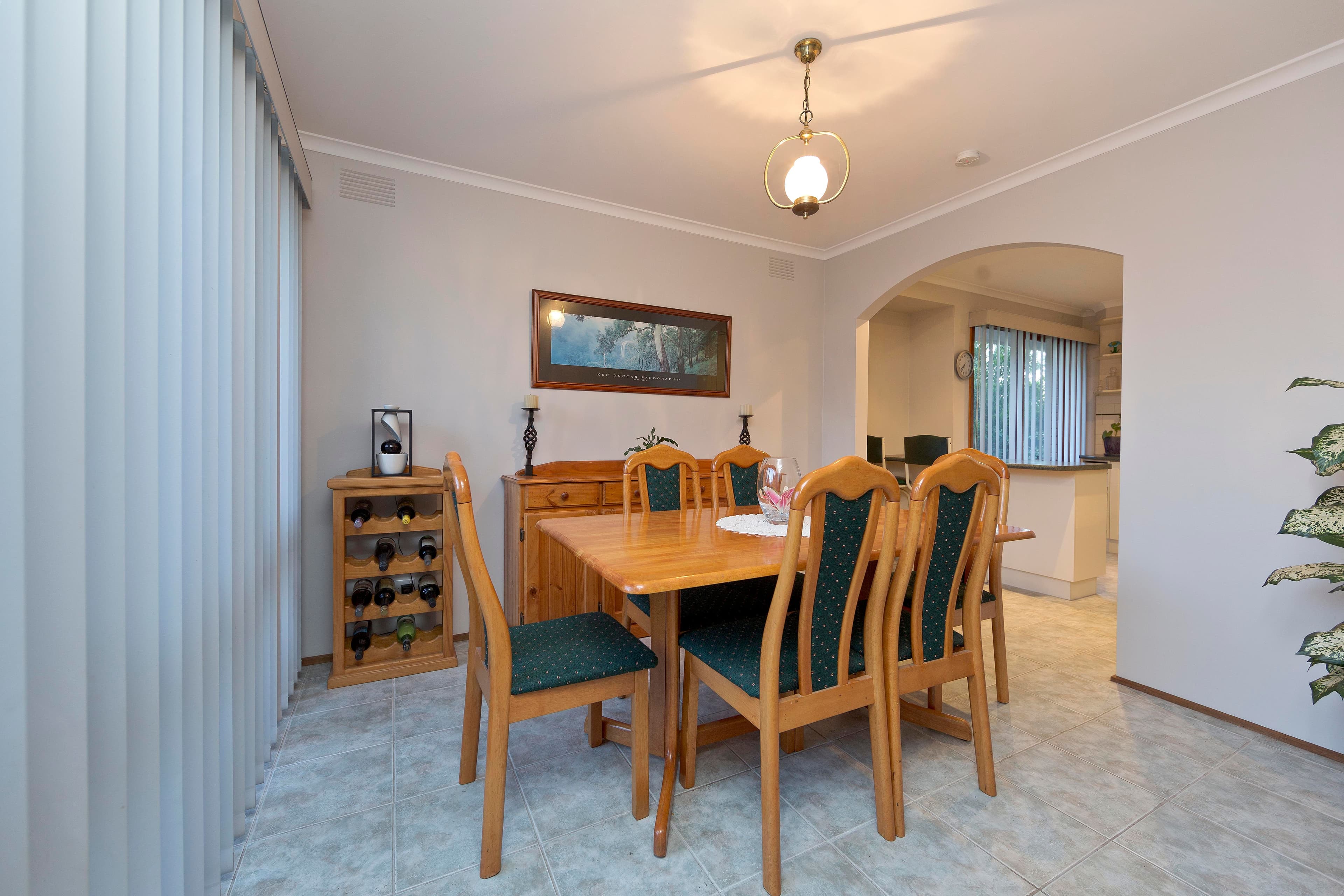 33 Whitford Way, Frankston VIC 3199, Frankston - Thumbnail 3