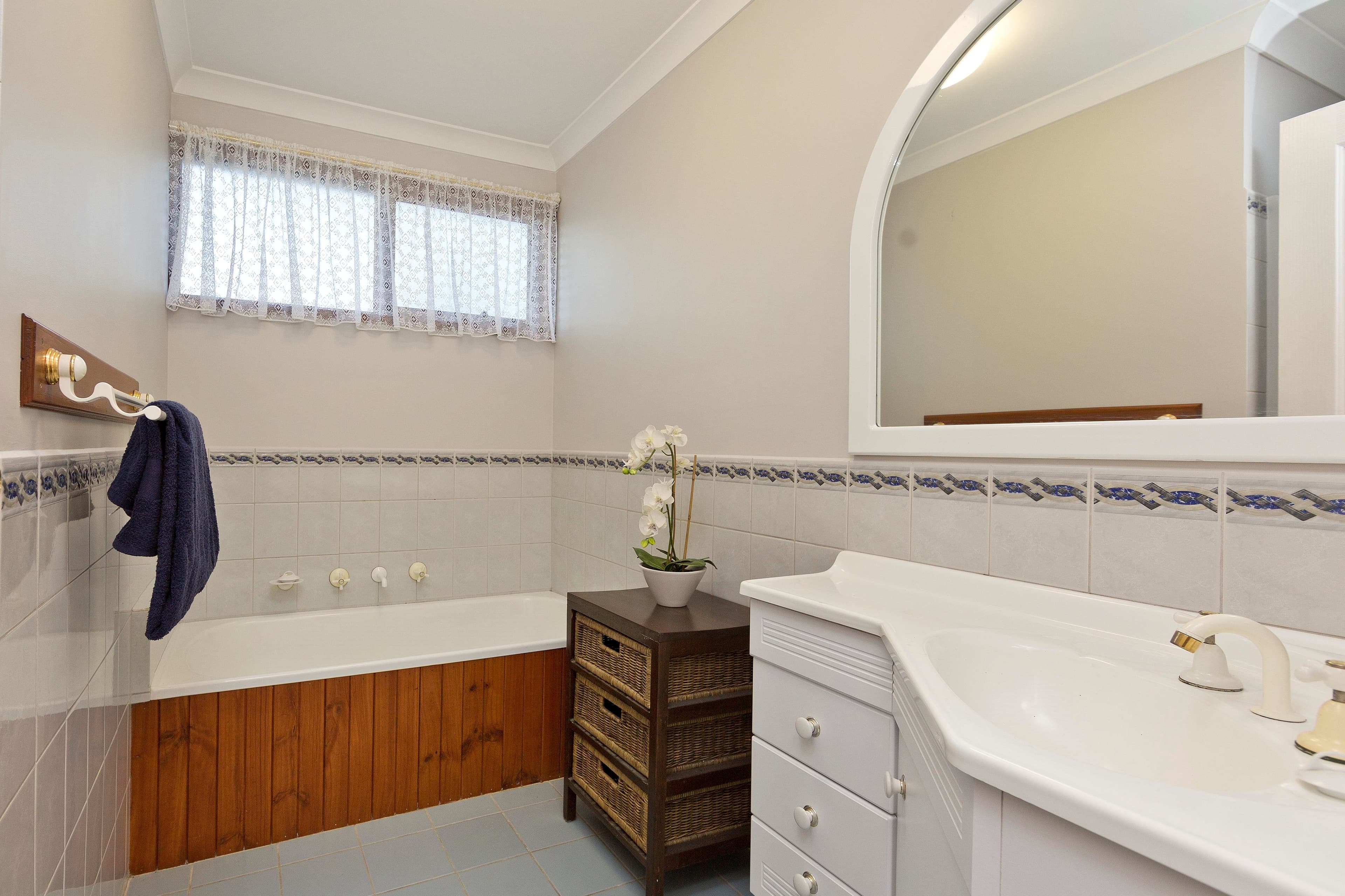 33 Whitford Way, Frankston VIC 3199, Frankston - Thumbnail 5