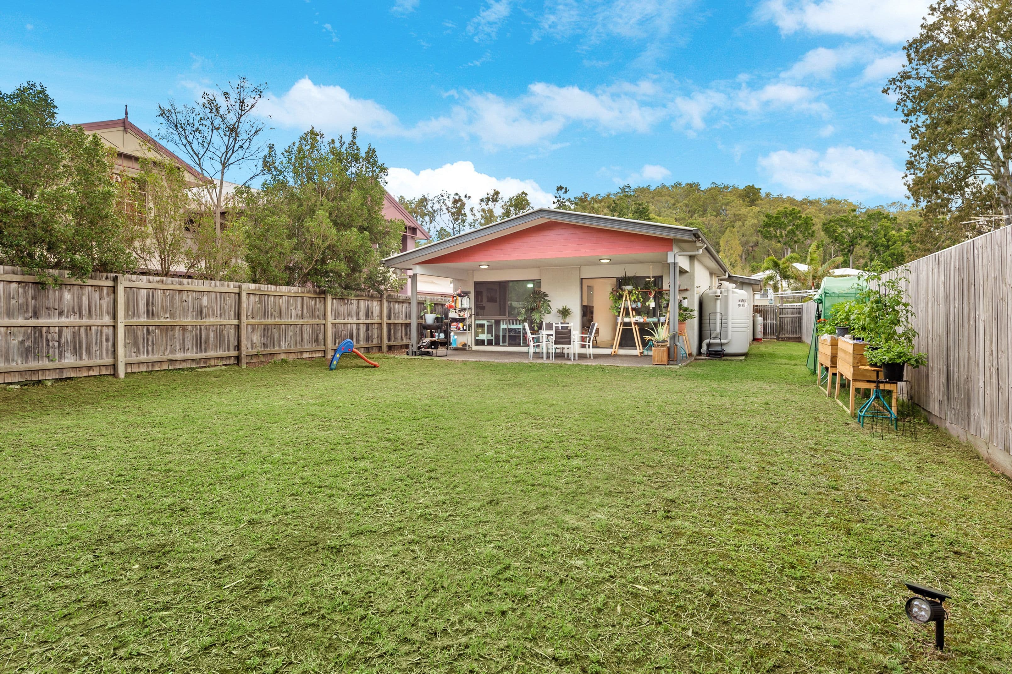 21 Woodhaven Place, Mitchelton QLD 4053, Mitchelton - Thumbnail 2