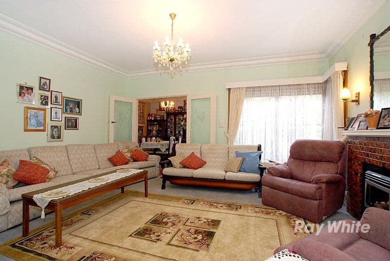 82 Elonera Road, NOBLE PARK NORTH VIC 3174, Noble Park North - Thumbnail 4