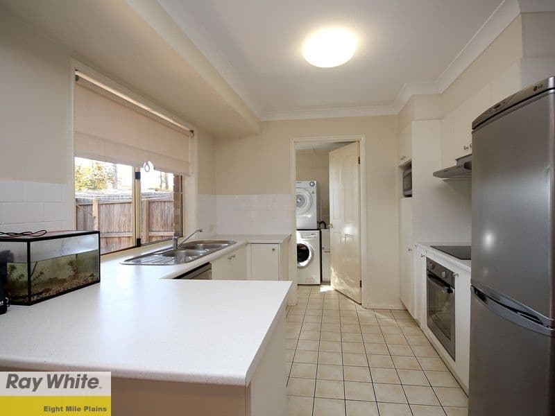 90 Oakleaf Street, Eight Mile Plains QLD 4113, Eight Mile Plains - Thumbnail 2
