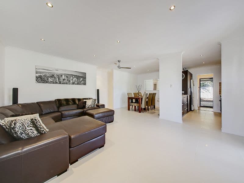 2 Weldon Street, BIRKDALE QLD 4159, Birkdale - Image 1