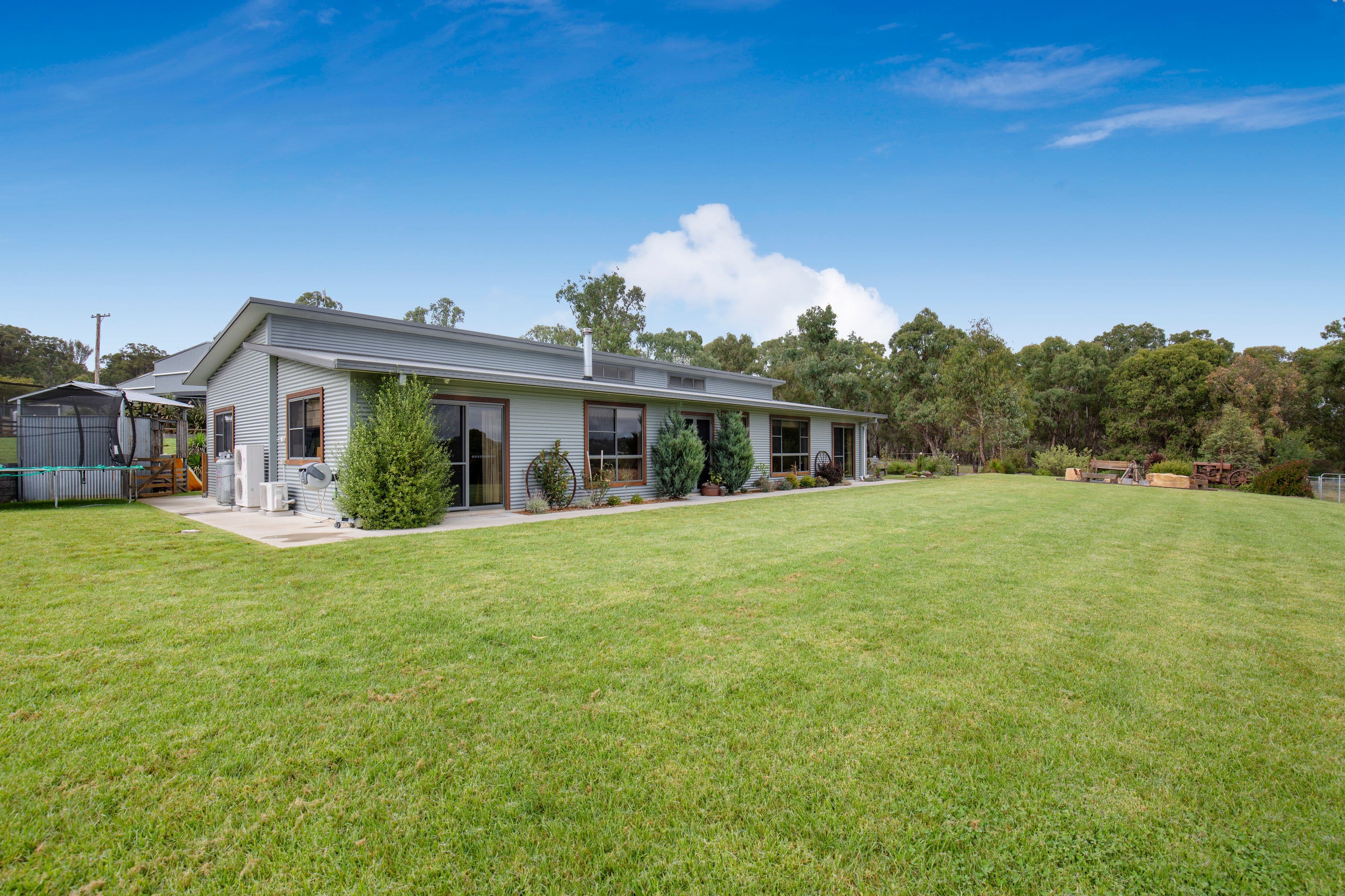 19 Castledoyle Road, Armidale NSW 2350, Armidale - Thumbnail 2
