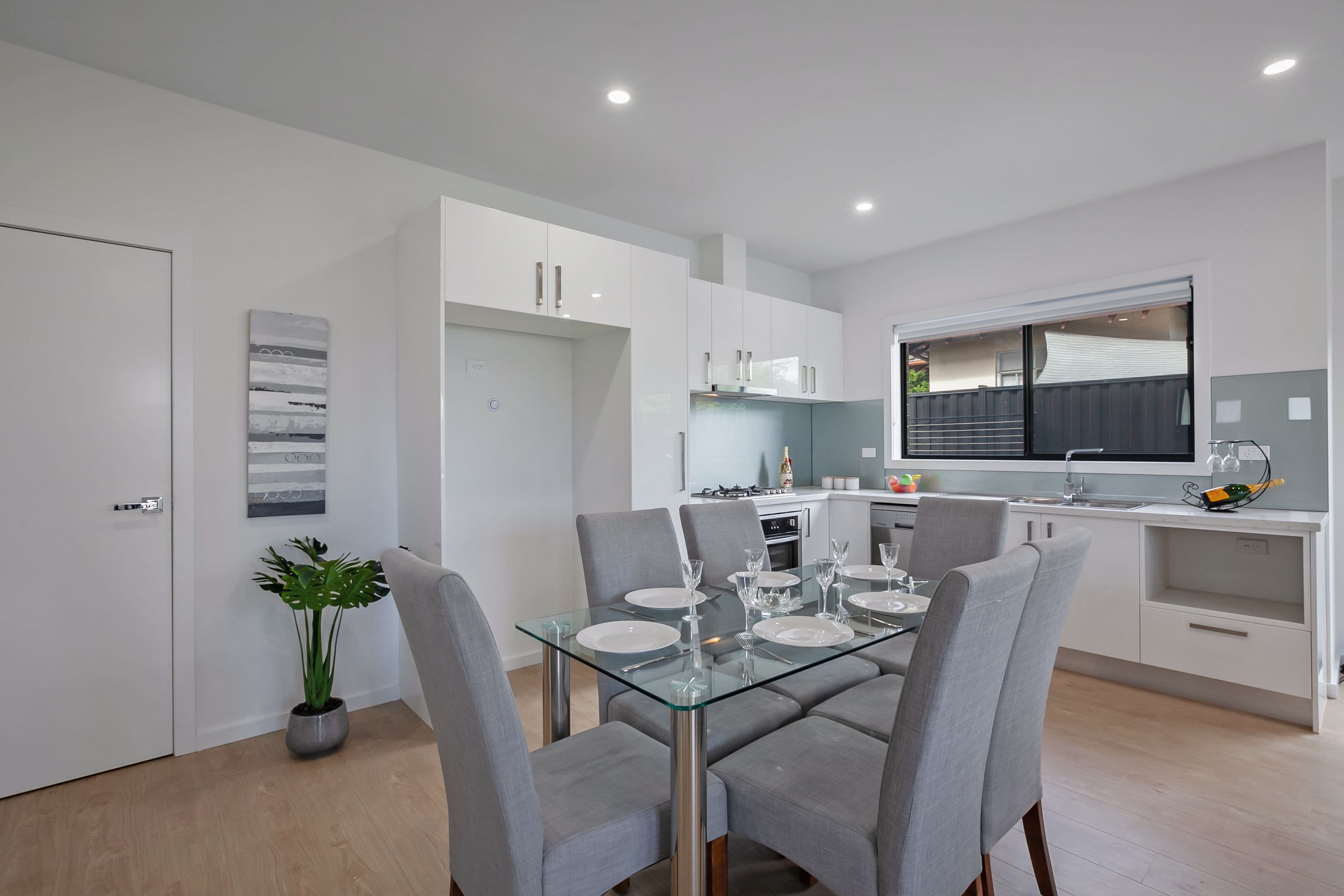 4 Newton Street, Reservoir VIC 3073, Reservoir - Thumbnail 3