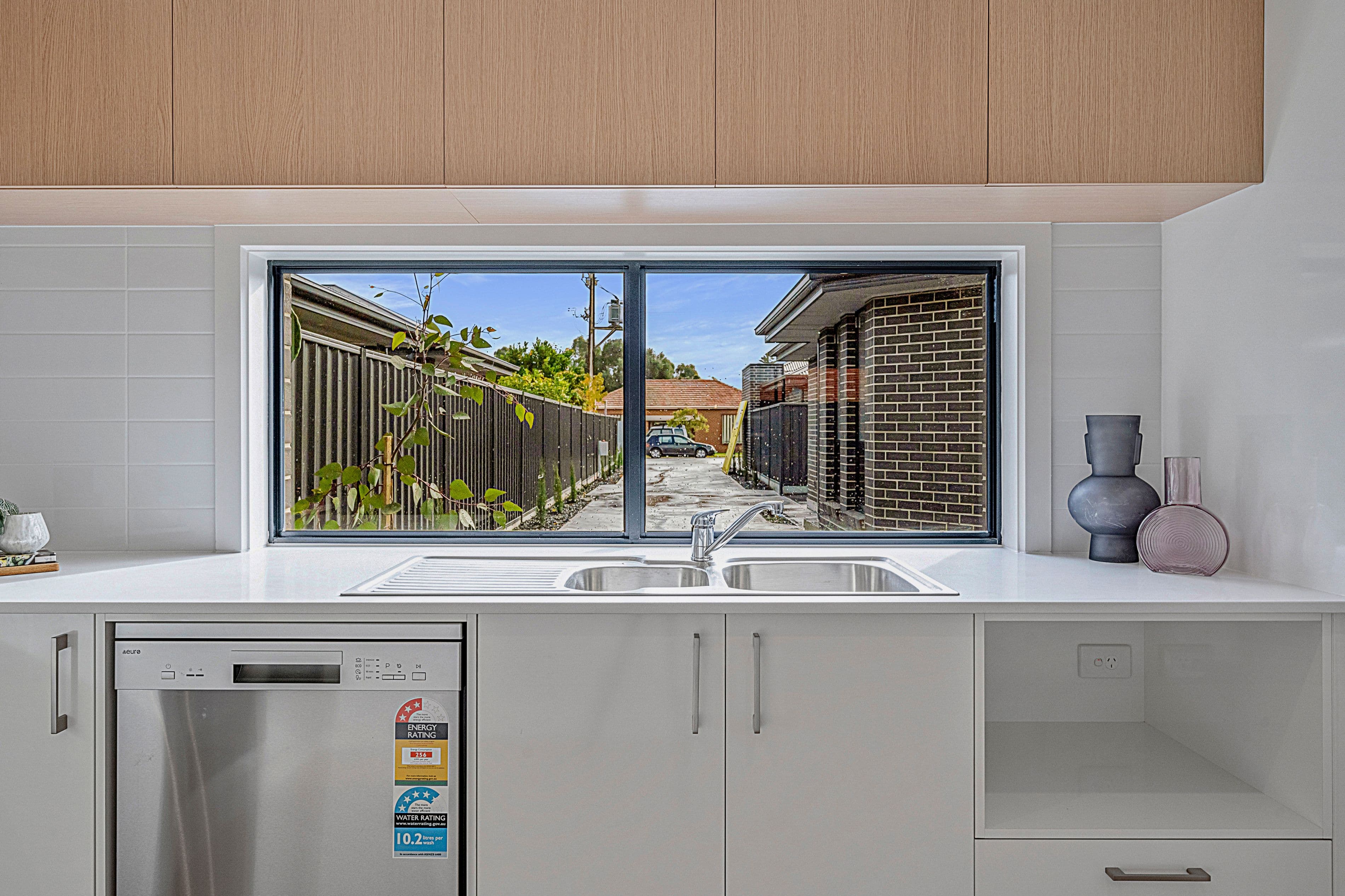 2C Brenthorpe Road, Seaton SA 5023, Seaton - Thumbnail 4