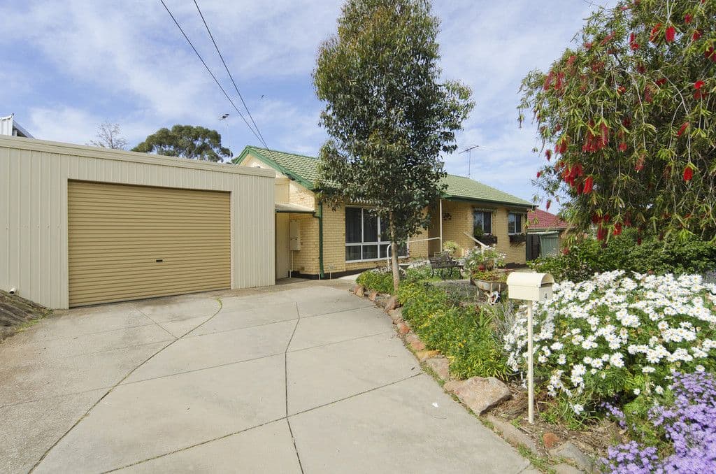 4 Yangara Road, O'SULLIVAN BEACH SA 5166, O'Sullivan Beach - Image 1