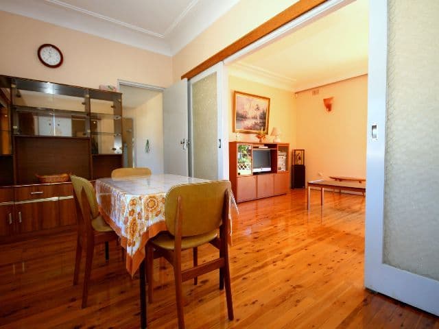 9 Saladine Avenue, PUNCHBOWL NSW 2196, Punchbowl - Thumbnail 2