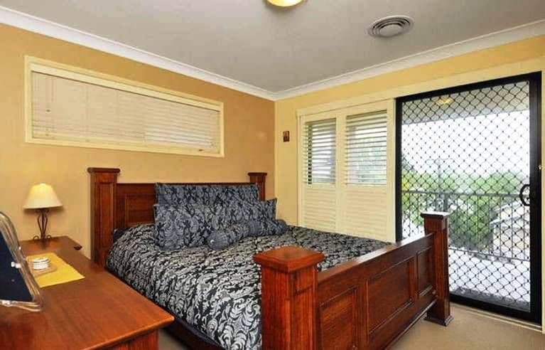 18 Fifth Avenue, Kedron QLD 4031, Kedron - Thumbnail 8
