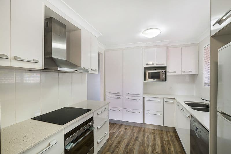 13 Hoepper Street, Kearneys Spring QLD 4350, Kearneys Spring - Thumbnail 2