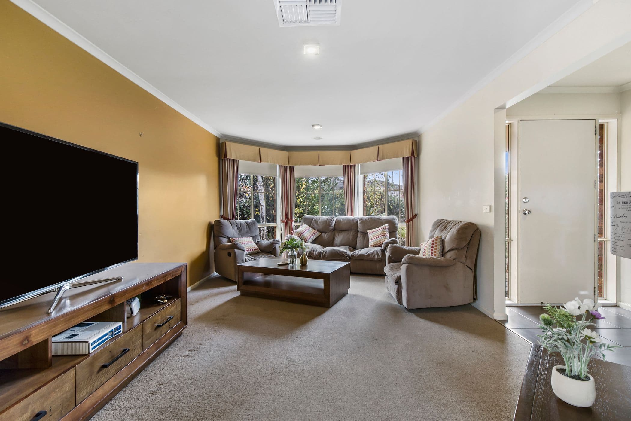 8 Moore Court, Highton VIC 3216, Highton - Thumbnail 3