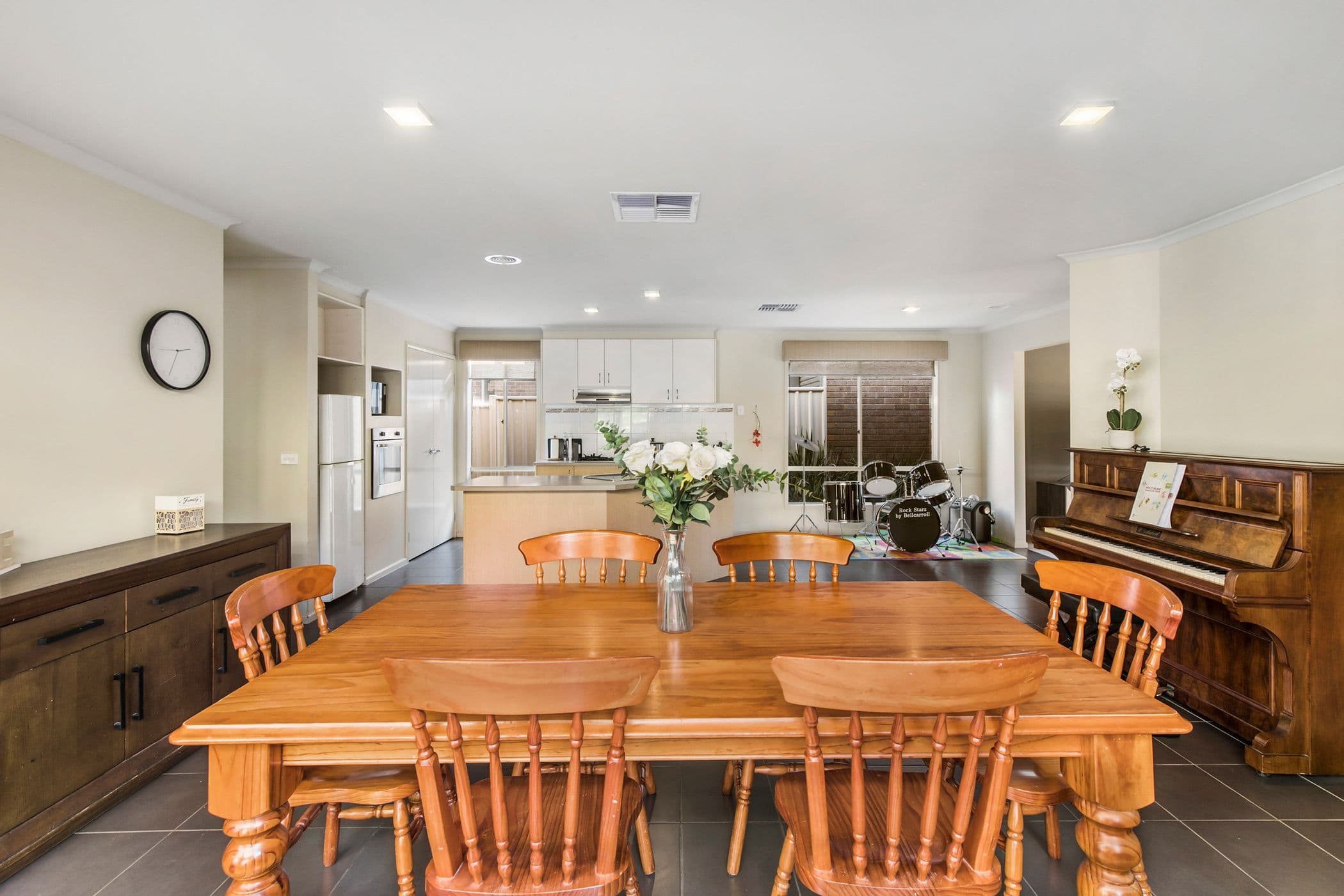 8 Moore Court, Highton VIC 3216, Highton - Thumbnail 6