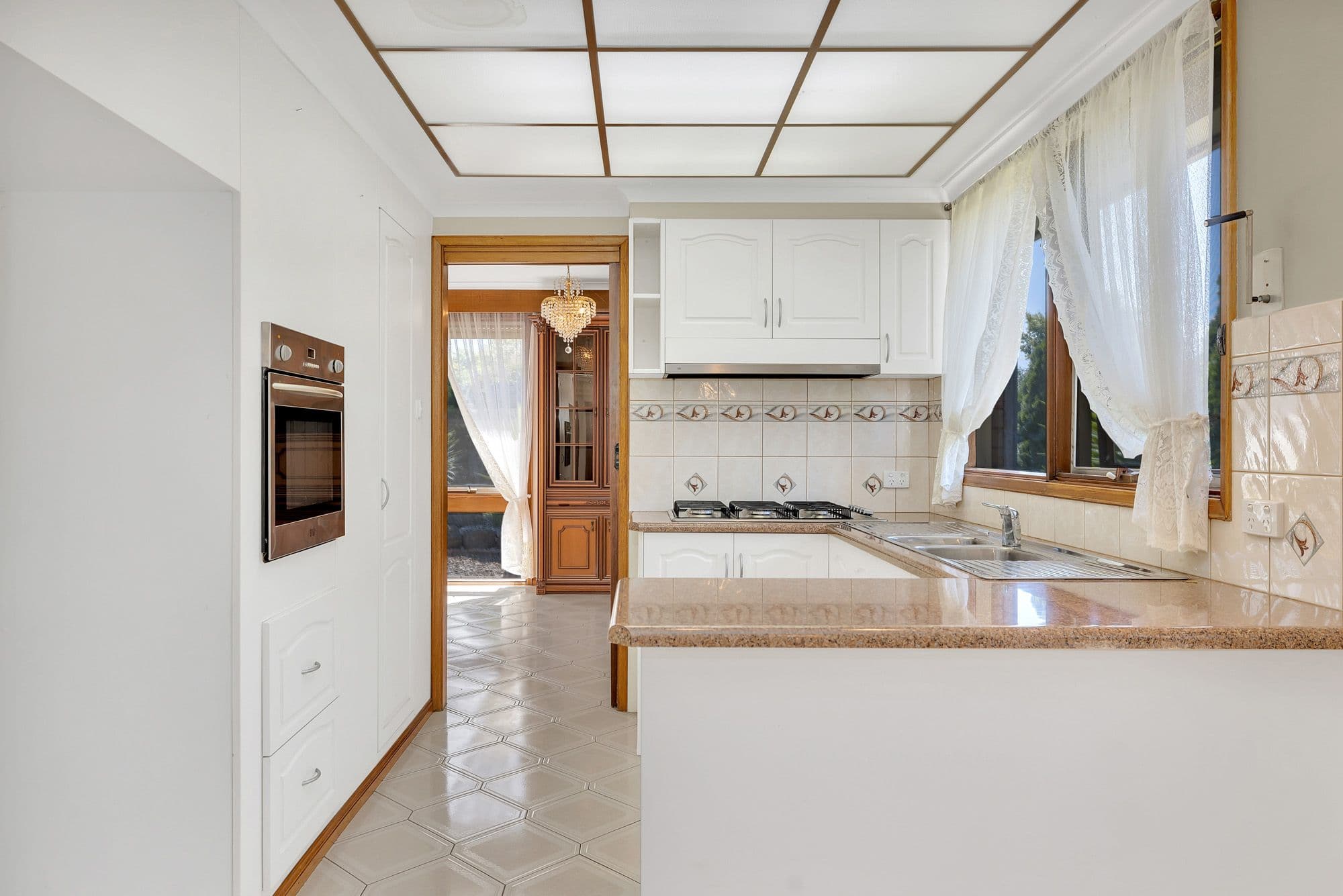 23 Burke Street, Werribee VIC 3030, Werribee - Thumbnail 2