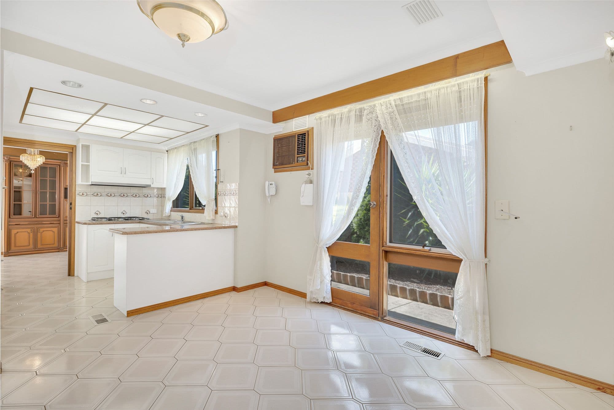 23 Burke Street, Werribee VIC 3030, Werribee - Thumbnail 3