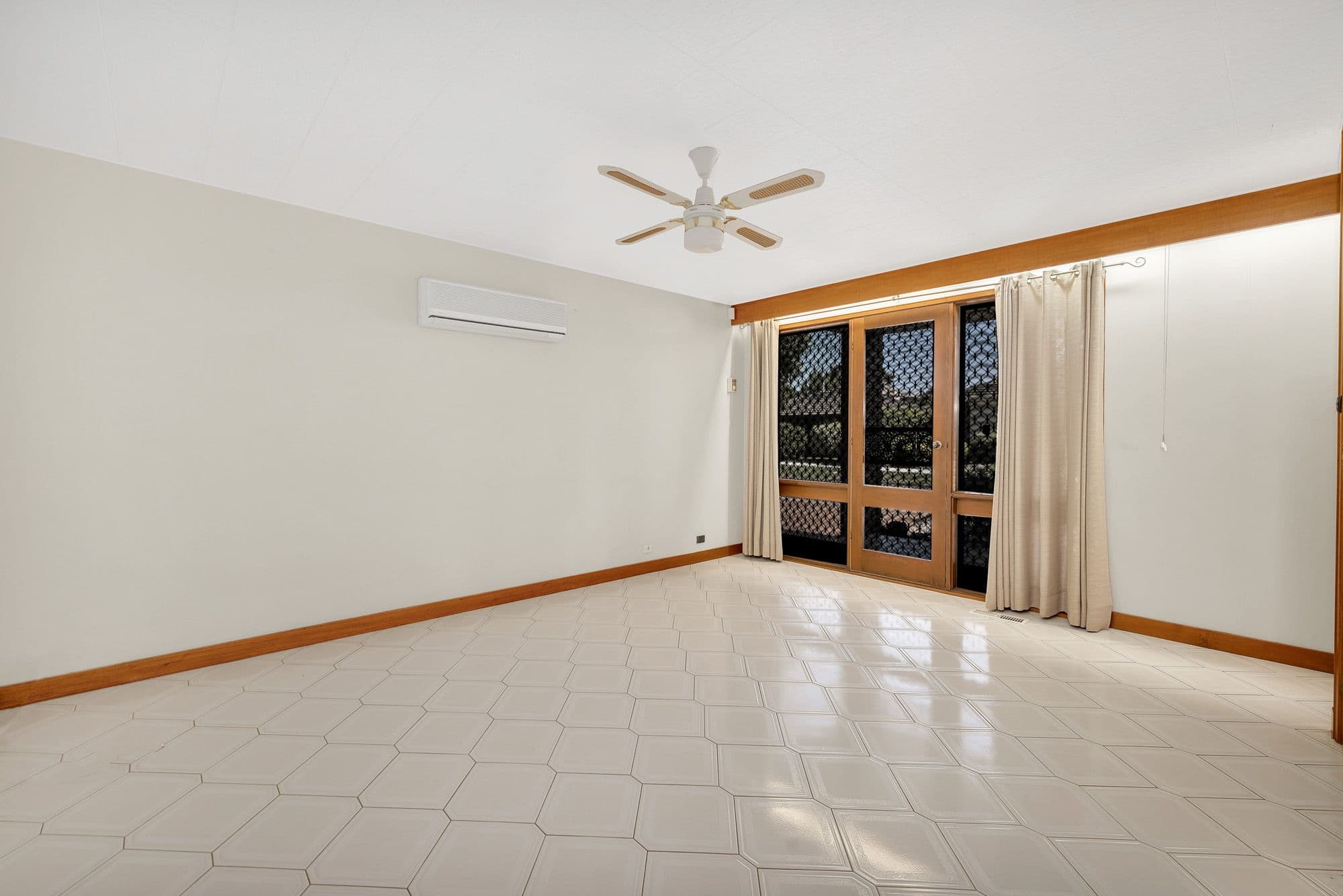 23 Burke Street, Werribee VIC 3030, Werribee - Thumbnail 8