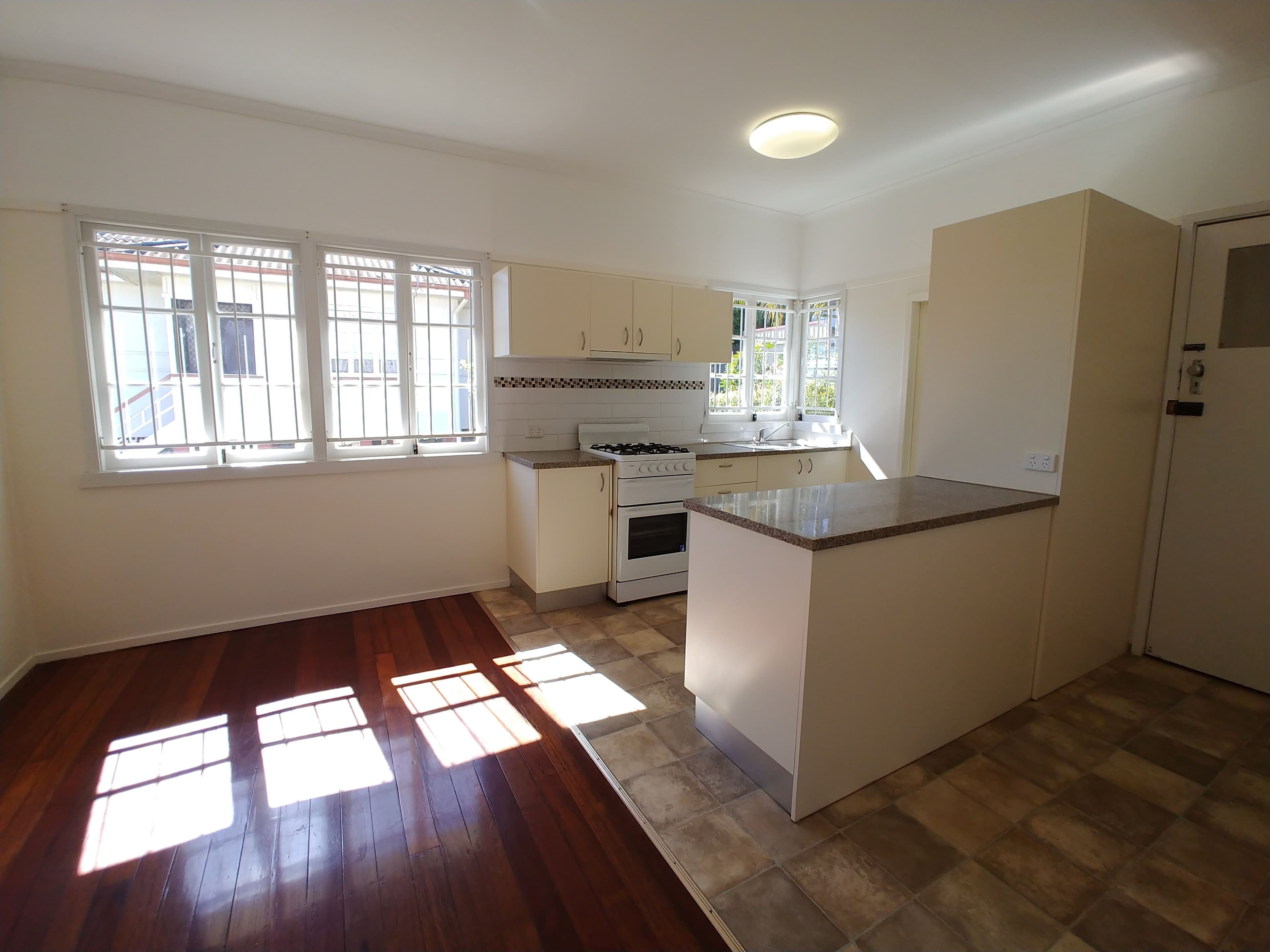 50 Camlet Street, Mount Gravatt East QLD 4122, Mount Gravatt East - Thumbnail 4