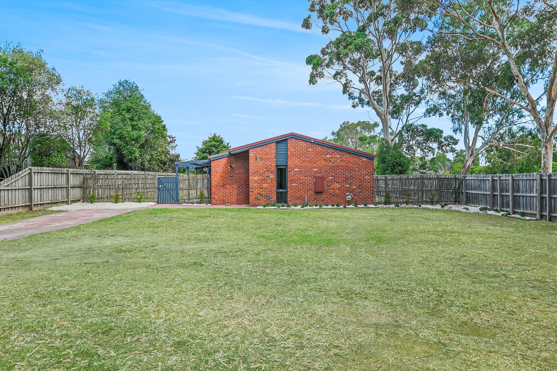 12 Carluke Close, Berwick VIC 3806, Berwick - Image 1