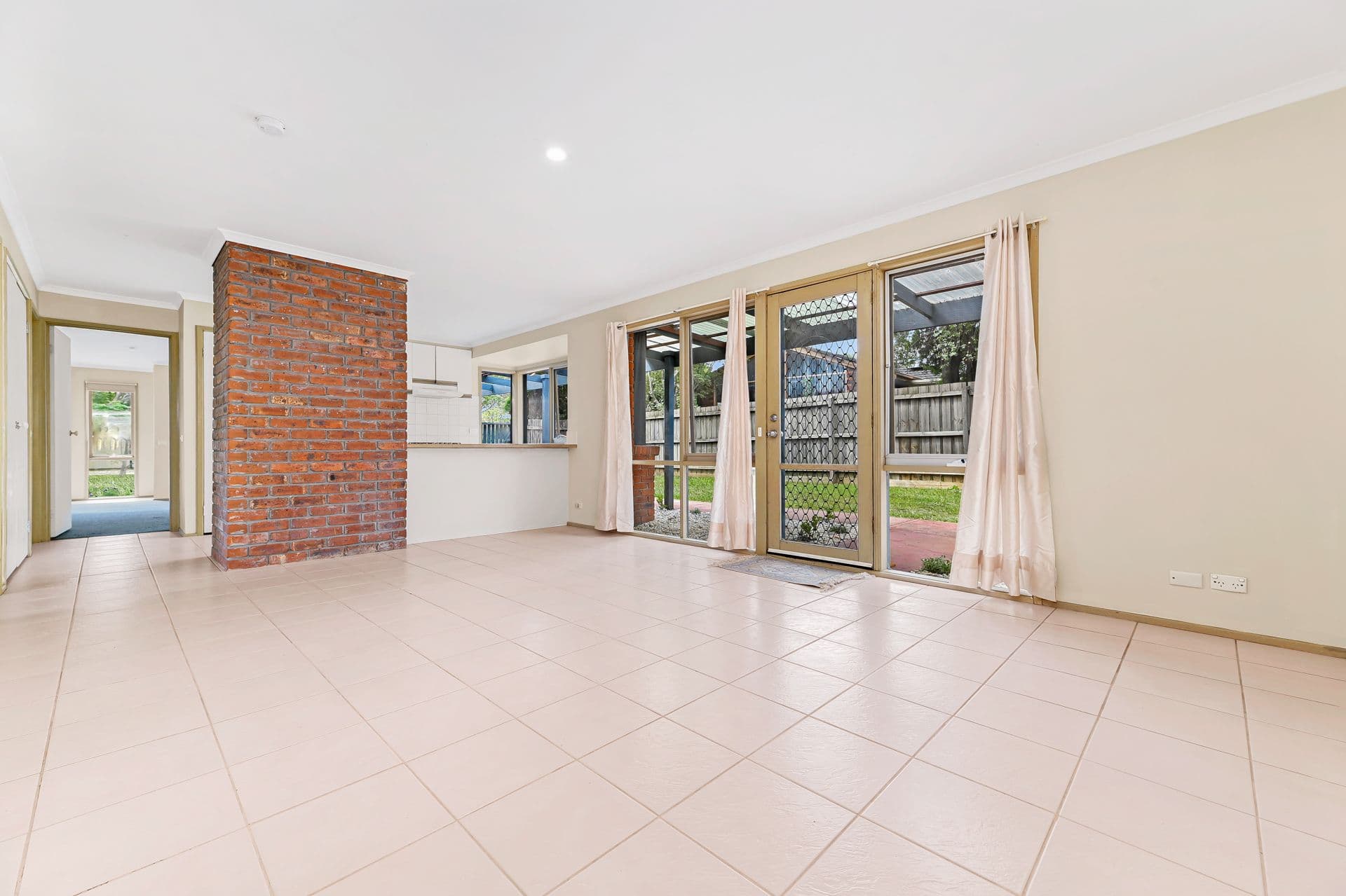 12 Carluke Close, Berwick VIC 3806, Berwick - Thumbnail 6