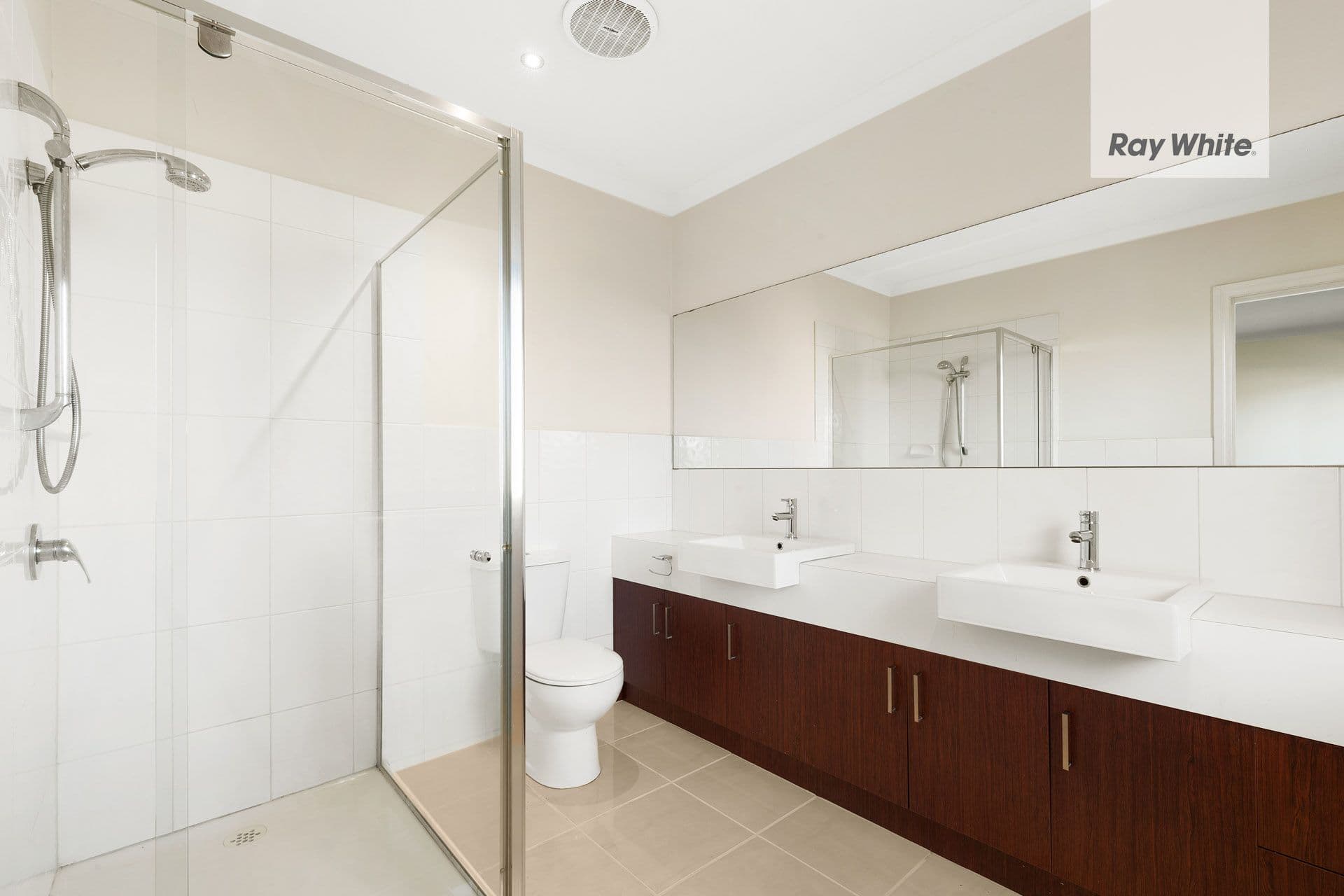 13 Leonie Close, South Morang VIC 3752, South Morang - Thumbnail 5
