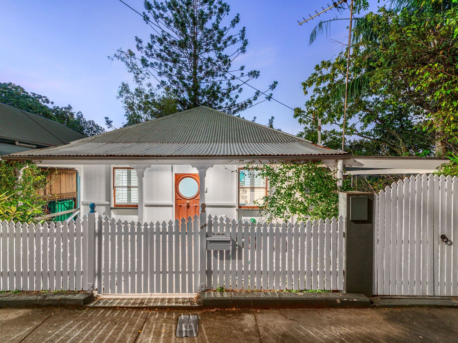 44 Crase Street, Teneriffe QLD 4005, Teneriffe - Image 1